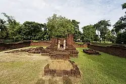 Prasat Ban Thanon Hak, an ancient Hindu temple in the district