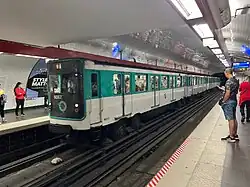 Line 11 platforms at République