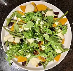 A tossed green salad