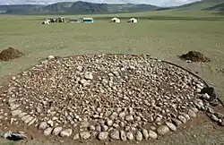 Sagsai-shaped graves, Tsagaan Asga site (round).