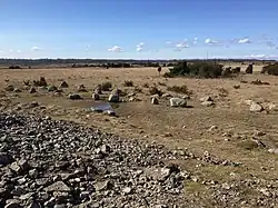 Outer entrenchment on the west side
