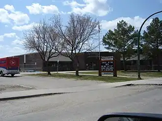 wâhkôhtowin (formerly Confederation Park) School