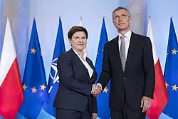 Stoltenberg and Polish Prime Minister Beata Szydło in Warsaw, 31 May 2016