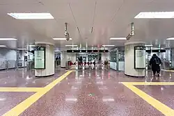 Line 2's south concourse