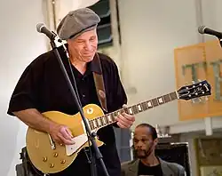 Freund performing in 2006