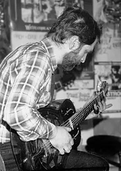 Steve Phillips onstage in Leeds, England, 1978, with his vintage National guitar