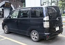 2004–2007 Voxy X (facelift)