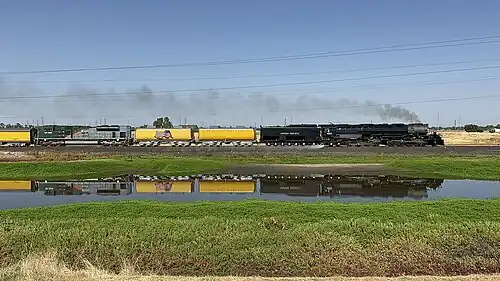No. 4014 runs south through Elverta, California on UP's Sacramento Sub bound for Roseville, California, on July 11, 2024