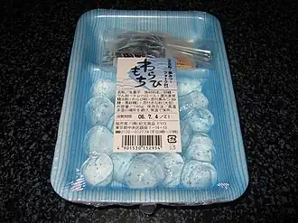 Warabimochi from a supermarket